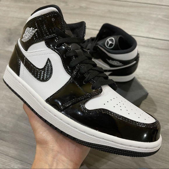 Air Jordan 1 Mid Black/White - Picture 2 of 7
